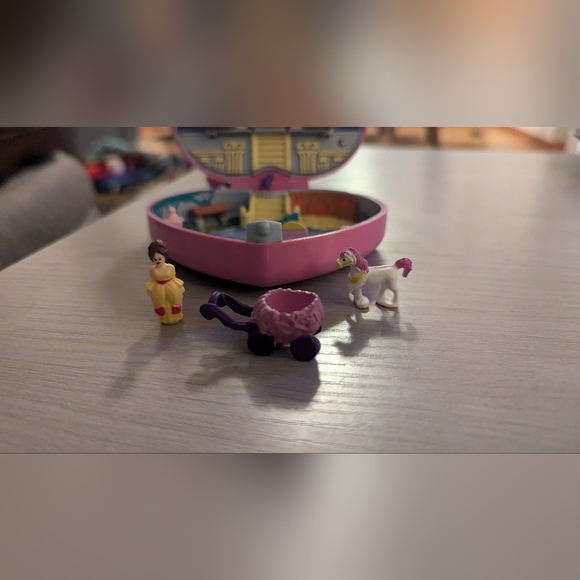 My Little Fairy Tales Cinderella Fold Up Playset - Polly Pocket 1994. - Picture 6 of 8